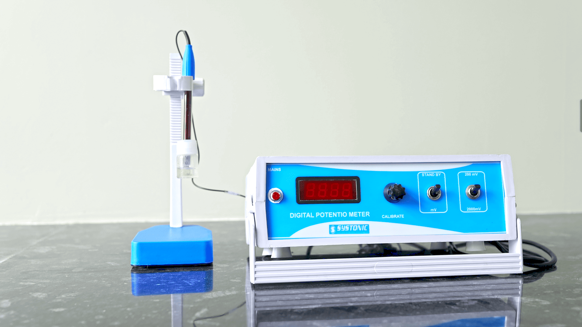 Pragjyotishpur University Guwahati Central instrument lab photo 7